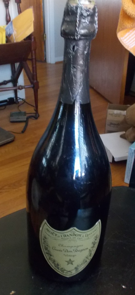 Large BRUT DOM PERIGNON EMPTY DUMMY BOTTLE SEALED