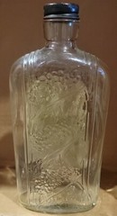 Meconi Tokay Bottled in Detroit MI 4/5 pint Clear Glass Wine Bottle, Il Glass Co