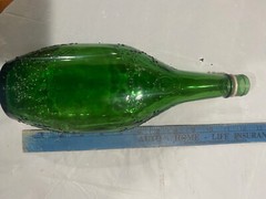 VINTAGE EMERALD GREEN UNITED VINTER&rsquo;S Bottle ESTA ASTI 1881