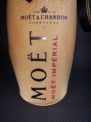 Vintage Moët & Chandon Brut Imperial Diamand Suit Very Rare.