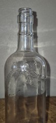 2 vintage gibson wine bottles 11 1/2&Prime; tall in good condition