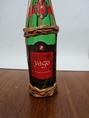 1960s 1 Pt Wicker Wrapped SANT&rsquo;GRIA of Yago Red Spanish Wine Bottle