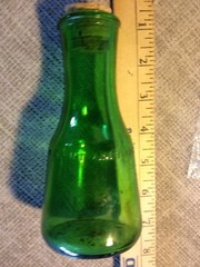 Vtg Green Emerald Glass Wine Cruet Caraf Lamont Vineyards 2/5 pt. 1086178 w/Cork