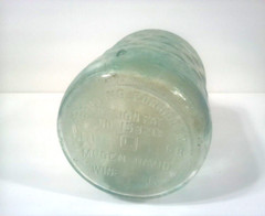 Mogen David Green Satin 1 Qt. Wine Bottle Screw Top No Lid MCM Collectible