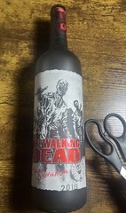 The Walking Dead Cabernet Sauvignon WINE Empty bottle 2016 RARE