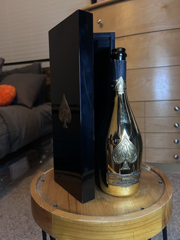 Ace Of Spades (BOX SET) W/ EMPTY bottle, Box Bag, Bottle Bag