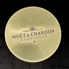 Gold Moet & Chandon Champagne Moët Imperial 750ml Collectible Reusable Case