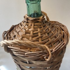 Vtg Wicker Wrapped Demijohn Dalmau Tarragona Green Glass Wine Bottle 13”h x 8.5”