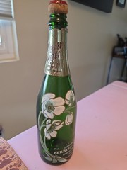 Vintage 1976 « Empty » Perrier Jouet Epernay-france Bottle With Cork..
