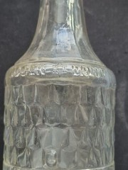 1961 Mogen David Wine Bottle 4 oz with Star of Dvid On Bottle