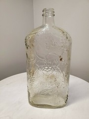 GARRETT’S American Wines Vintage Embossed Clear Glass Bottle 4/5 Quart