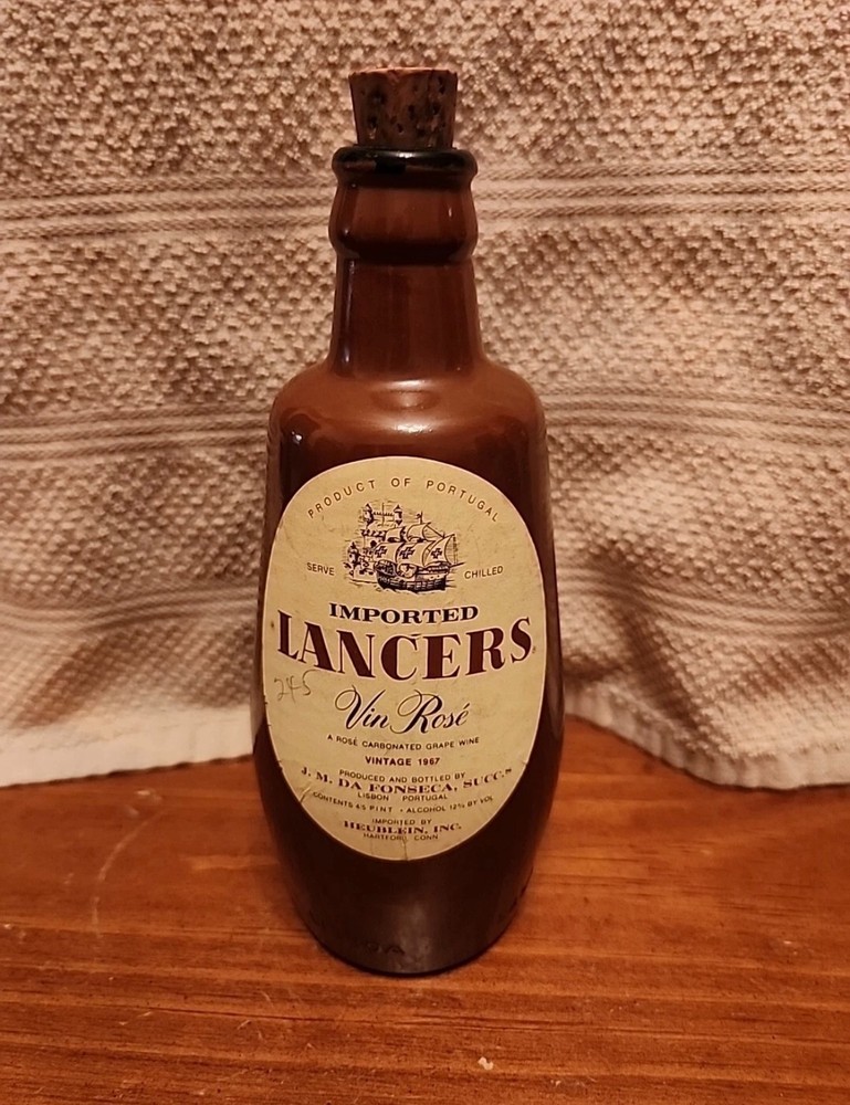 Lancers Vin Rose Wine Decanter – EMPTY 4/5 pint Imported from Portugal