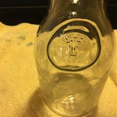 ETCHED CLEAR GLASS 1989 NORMAN KOSARIN WINE WATER CARAFE PAUL MASON VINYARDS
