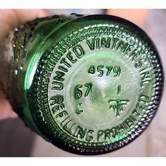 United Vintner&rsquo;s Green Asti 4/5 Quart Wine Bottle 4579 – Mid 60&rsquo;s Vintage