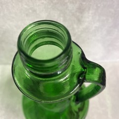 Vintage Green Glass Wine Decanter Jug Bottle With Handle Screw Top Lid 1.5 Liter