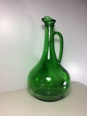 Vintage Emerald Green Glass 1976 – stopper – W1044