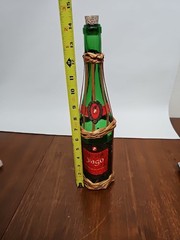 1960s 1 Pt Wicker Wrapped SANT&rsquo;GRIA of Yago Red Spanish Wine Bottle
