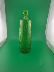 Gallo ripple wine bottle 4/5 quart rare vintage Green embossed scrolls in bottle