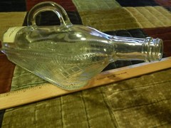 LONDON White Dinner Wine [Ontario Canada] GLASS BOTTLE Decanter w/ Paper Label