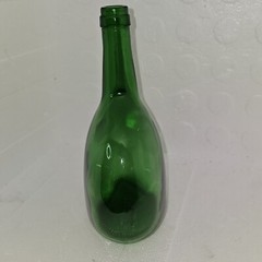 Vintage Mateus Green Glass Wine Bottle Produce of Portugal, SOGRAPE, 1Pt. 9 Oz