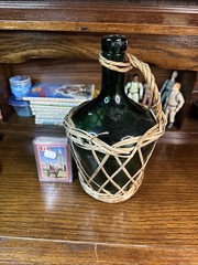 VTG Green Viresa Glass Demijohn Bottle w/ Wicker Basket 2L Spain Wine Jug EMPTY