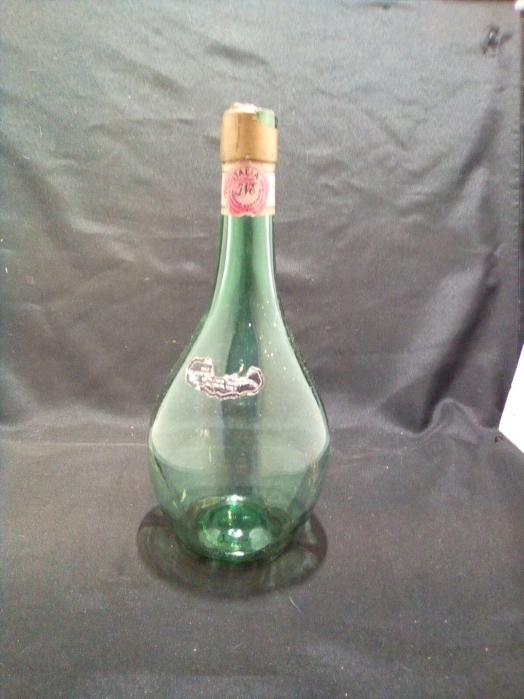 Beautiful Antique Italia Nazionale Wine Bottle