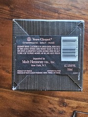 Veuve Clicquot Vintage 2015 Brut Rosé Champagne 750ml Collectible Box. Empty.