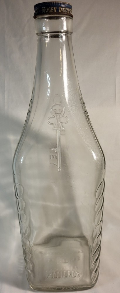 Vintage Mogen David Half Gallon Wine Bottle Embossed Key Clear Glass w/ Cap