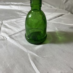 Vtg WINE WORLD 1976 Green Glass Bottle 6.3 fl. oz. Grape Wine Decor Mini Bottle