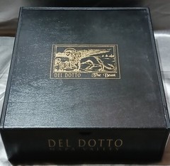 Del Dotto Napa Valley- « The Beast » Empty Wood Wine Box for 3 Bottles Beautiful!