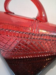 VTG! 1960&rsquo;s Crimson Red Glass »Wine Bottle In A Basket » Figure; « La Mediterranea »