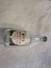Vintage Mogen David Pint Blackberry Wine Glass Bottle Kosher Passover Star David