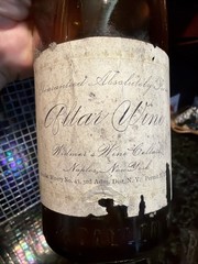 Vntg Widmers Wine Cellars Empty Altar Wine Bottle Naples NY Prohibition Era Old