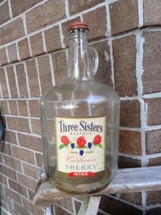 1950 THREE SISTERS CALIFORNIA SHERRY WINE One Gallon Bottle JACKSONVILLE, FLA