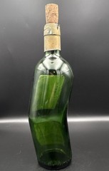 Mid-century green Grand Vin de France French table wine nutty bottle “Crackpot”￼