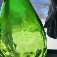 Vintage 4/5 Quart Gallo Wine Flavor Guard Bottle Embossed Grapes Green Glass