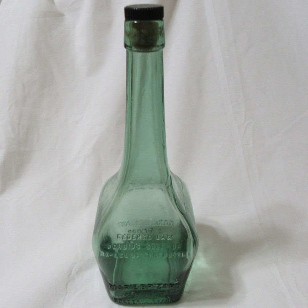 MARIE BRIZARD & ROGER – Bordeaux France – Green Glass Liquor Bottle – With Cap
