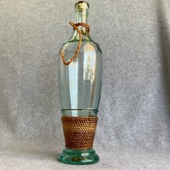 Vintage Tall Chianti Empty Wine Bottle in Straw Wicker Basket 12&Prime; – Beautiful!