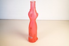 13&Prime; Happy Cat Rheinhessen Riesling Happy Cat Figural Glass Wine Bottle PINK