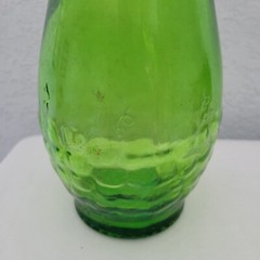 Vintage 4/5 Quart Gallo Wine Flavor Guard Bottle Embossed Grapes Green Glass