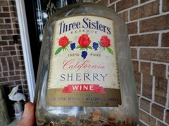 1950 THREE SISTERS CALIFORNIA SHERRY WINE One Gallon Bottle JACKSONVILLE, FLA