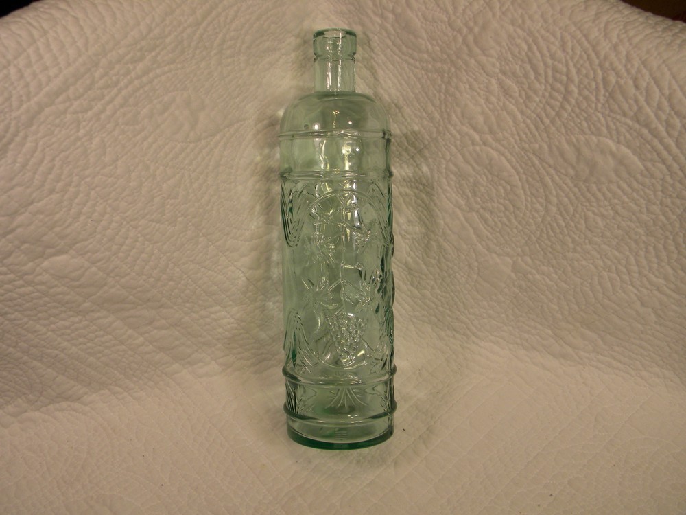 Round Tall Light Green Wine Bottle HIMARK CHINA No Cork,EXCELLENT CONDITION