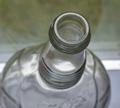 Embossed Grape Lattice Dixie Wine Richmond Va Glass Bottle Early Rare Bottle Cap