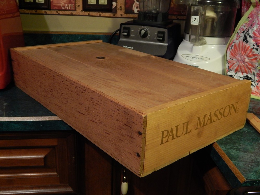 Paul Masson ~ Since 1852 ~ [22.5 » x 12.5 »] WOOD WINE CRATE Vtg Winery Box Ltd