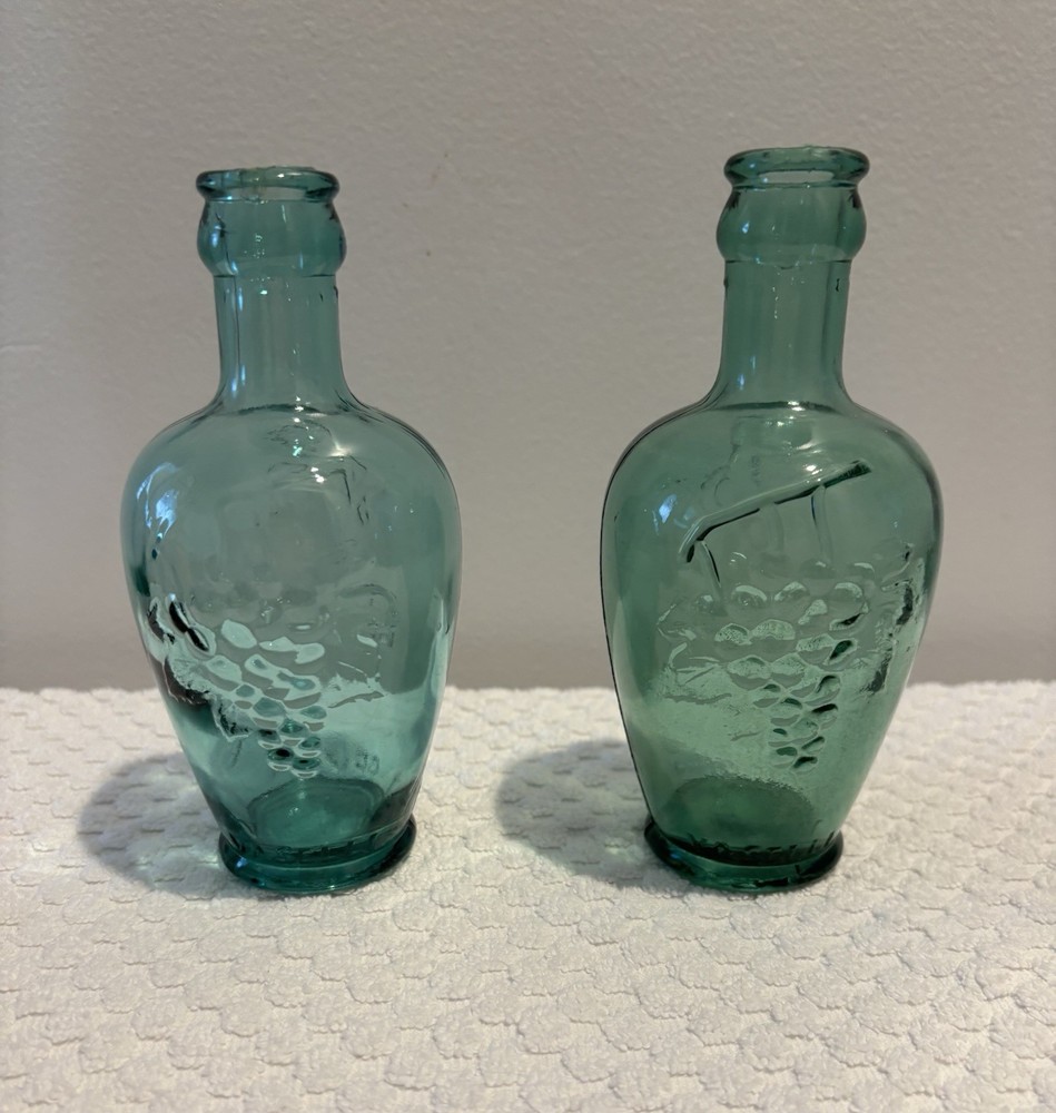 Vtg Cantine Vaselli Orvieto Clear Blue Green Wine Bottle 6&Prime; tall Orvieto