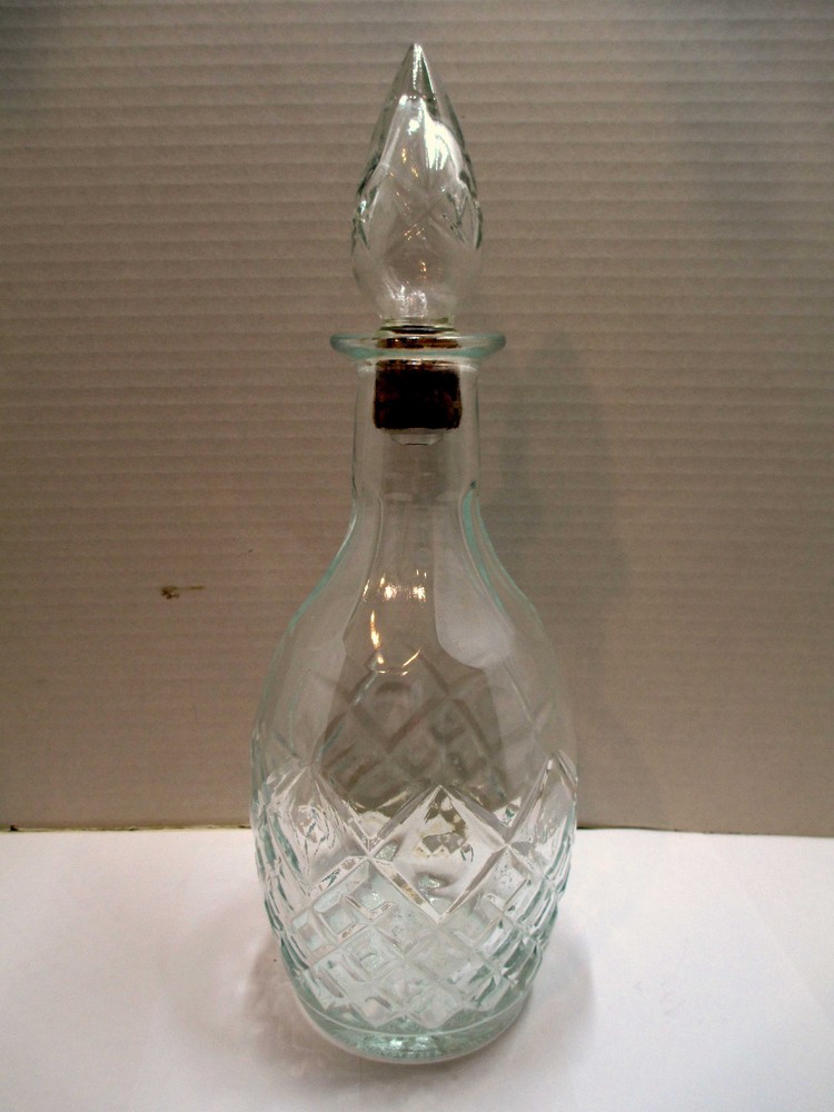 VTG London Winery Clear Pressed Glass Wine Decanter Carafe Ontario, Canada 1967
