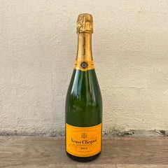 EMPTY Display 0.75L Sealed Dummy Champagne Bottle VEUVE CLICQUOT 0502224