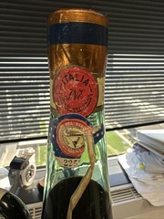 VTG 1966 CHIANTI ITALIAN GREEN GLASS WINE BOTTLE, 22&Prime; H, GIUNTI, ORIGINAL STKRS