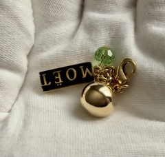 Moët Chandon Imperial Golden Sphere Charm Glass Marker With A Green Crystal Bead