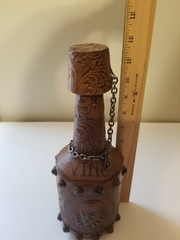 VINTAGE VINO LEATHER COVERED WINE BOTTLE WITH CORK/CHAIN EMPTY
